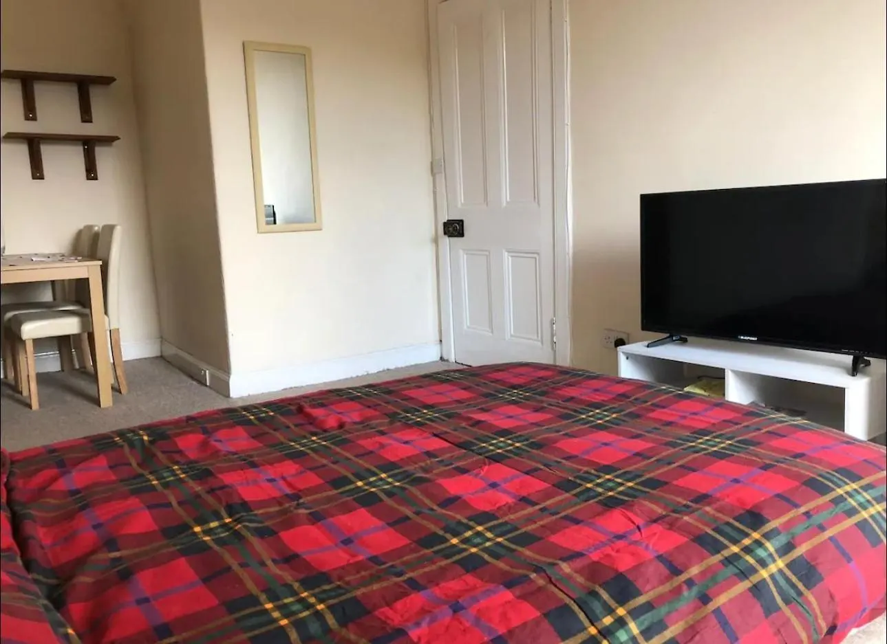 Cosy, Large Double Room In A Shared Flat Edinburgh 0*,  Egyesült Királyság